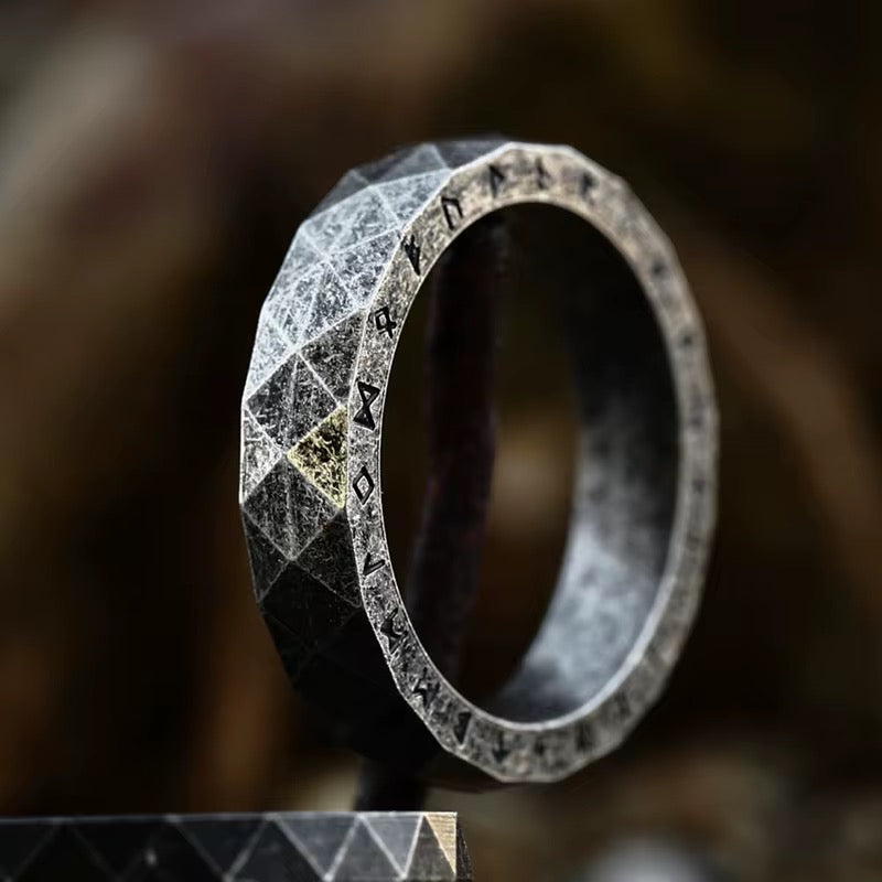 Viking ring