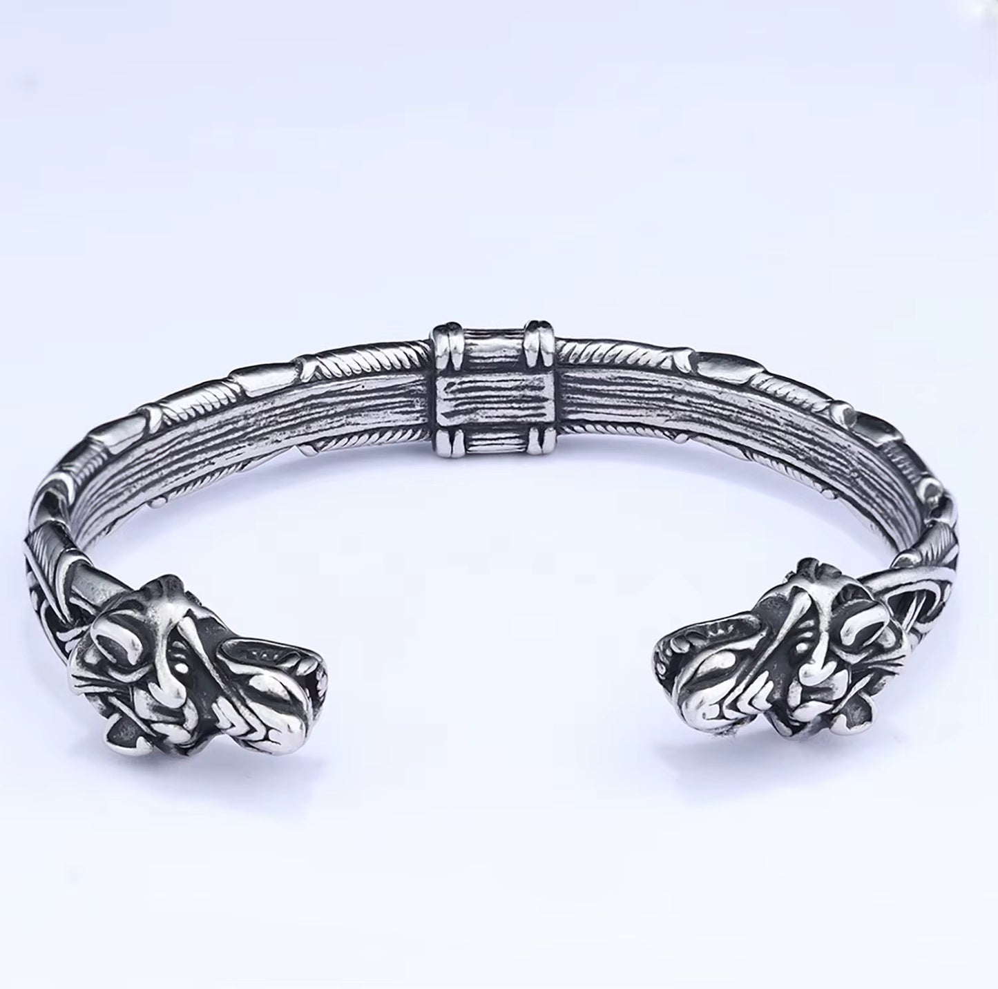 Fenrir’s bracelet (2)